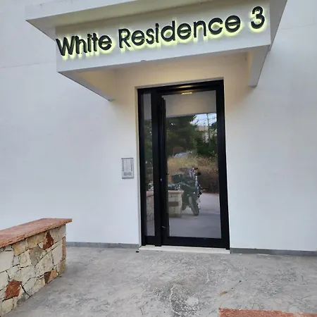 Apartment White 3 Sarande